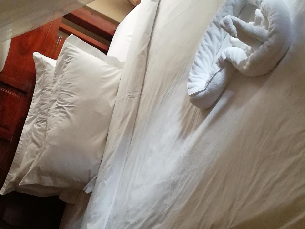 Red Sun Hotel